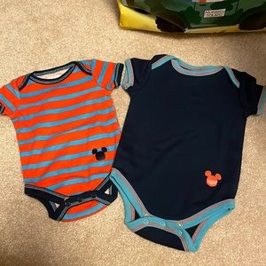 Disney two pack onesies NWOT NB & 3/6 month